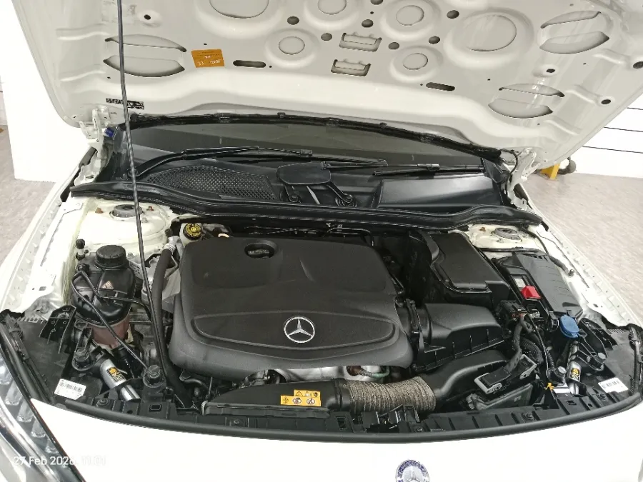 Foto Mobil Bekas Mesin Mercedes-Benz GLA200 1.6 tahun 2016