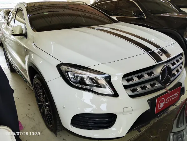 2017 Mercedes-Benz GLA200 1.6 AMG