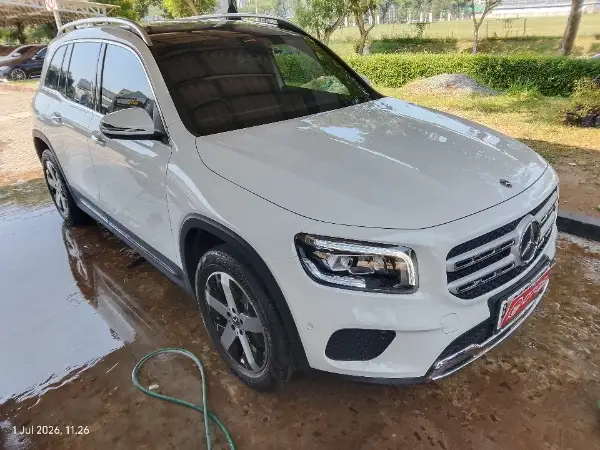 2022 Mercedes-Benz GLB200 1.3 Progressive Line Wagon - Foto 1 dari 6