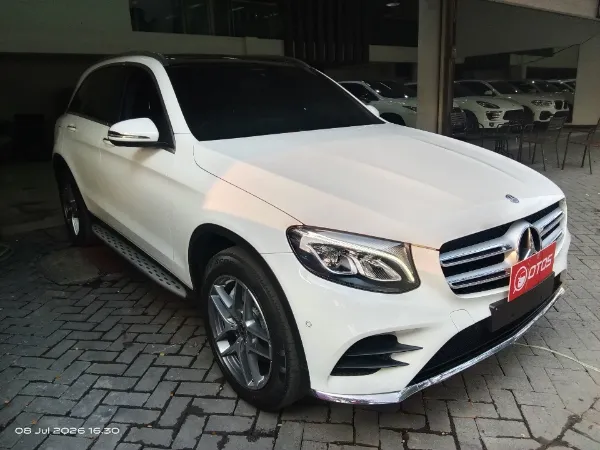 2019 Mercedes-Benz GLC200 2.0 - Foto 1 dari 6