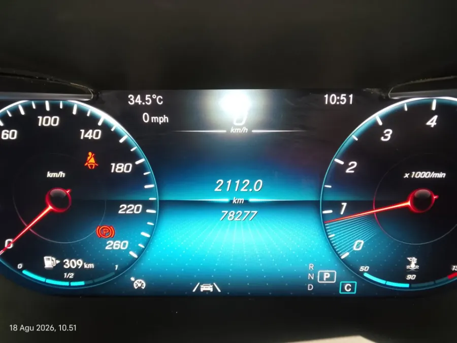 Foto Mobil Bekas Odometer Mercedes-Benz GLC200 2.0 tahun 2019