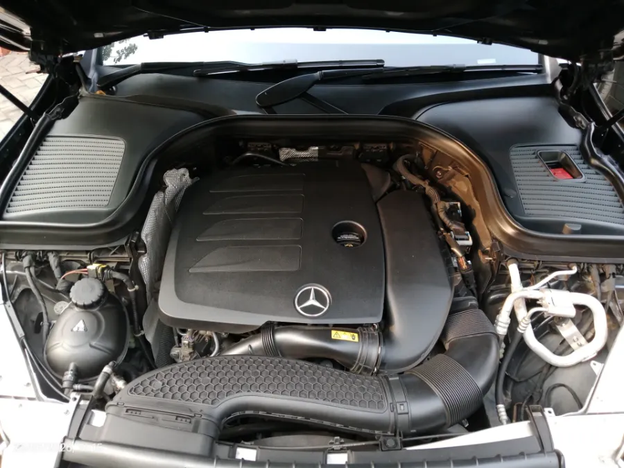 Foto Mobil Bekas Mesin Mercedes-Benz GLC200 2.0 tahun 2021