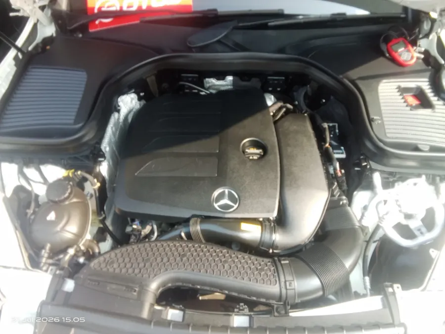 Foto Mobil Bekas Mesin Mercedes-Benz GLC200 2.0 tahun 2021