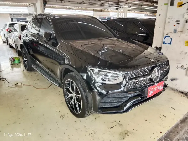 2022 Mercedes-Benz GLC200 2.0 AMG Line