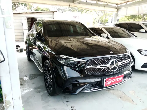 2023 Mercedes-Benz GLC300 2.0