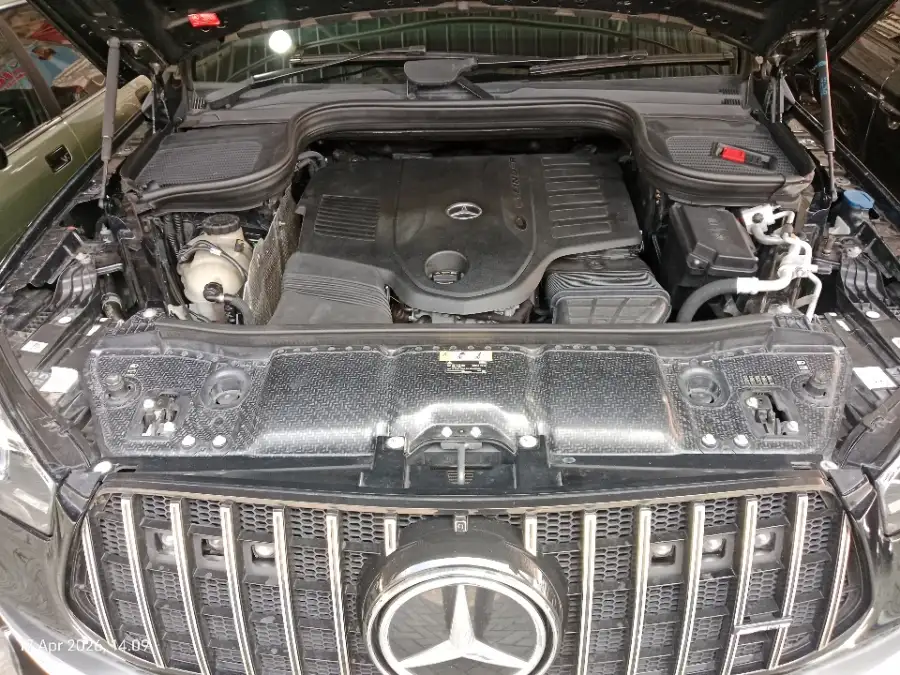Foto Mobil Bekas Mesin Mercedes-Benz GLE450 3.0 4MATIC AMG Line tahun 2021