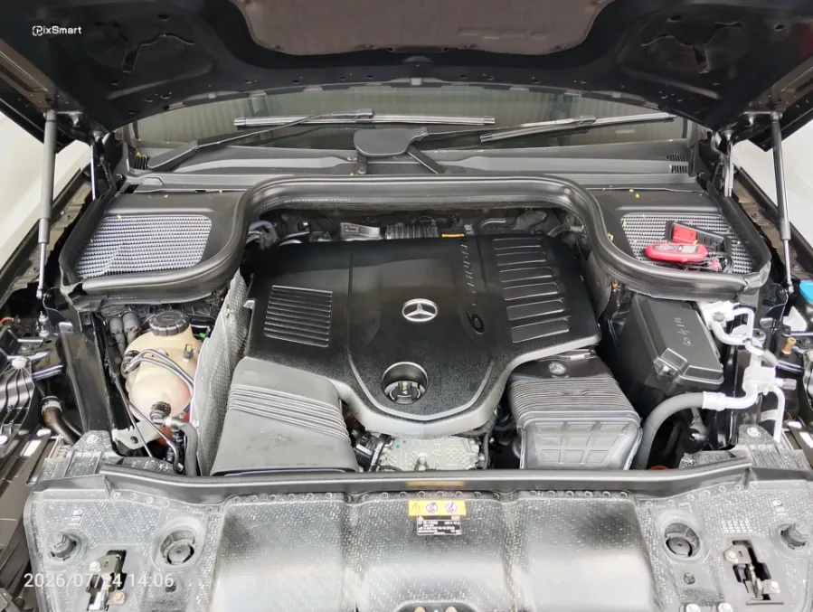Foto Mobil Bekas Mesin Mercedes-Benz GLE450 3.0 4MATIC AMG Line tahun 2021