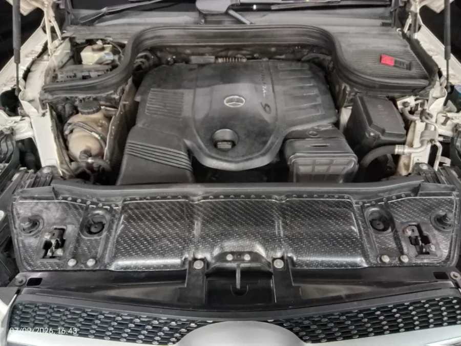 Foto Mobil Bekas Mesin Mercedes-Benz GLE450 3.0 4MATIC AMG Line tahun 2021