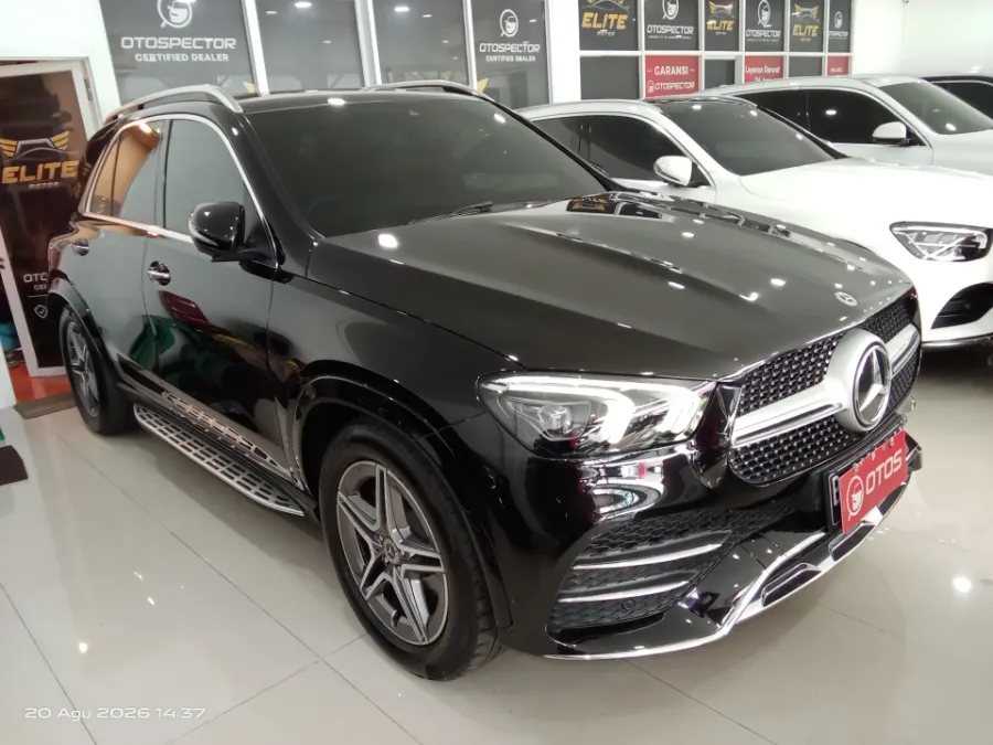 Foto Mobil Bekas Kanan Depan Mercedes-Benz GLE450 3.0 4MATIC AMG Line tahun 2022