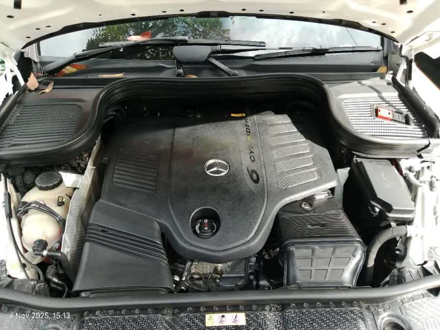 Foto Mobil Bekas Mesin Mercedes-Benz GLE450 3.0 4MATIC AMG Line tahun 2022