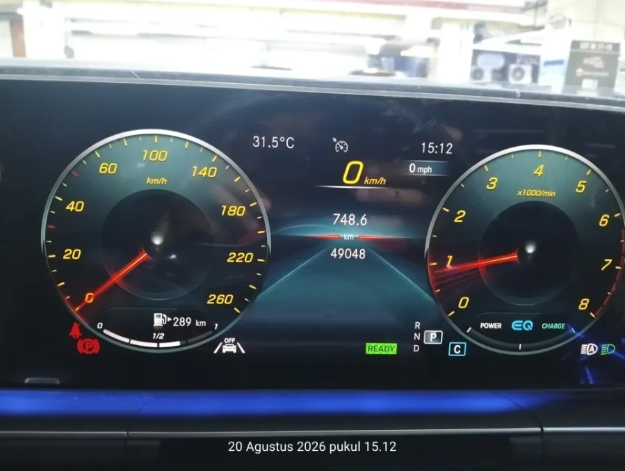 Foto Mobil Bekas Odometer Mercedes-Benz GLE450 3.0 4MATIC AMG Line tahun 2022