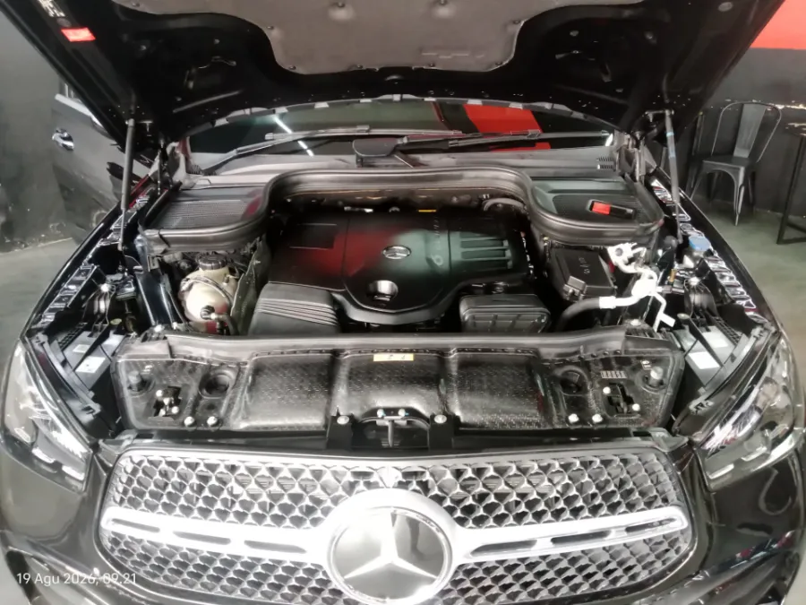 Foto Mobil Bekas Mesin Mercedes-Benz GLE450 3.0 4MATIC AMG Line tahun 2023
