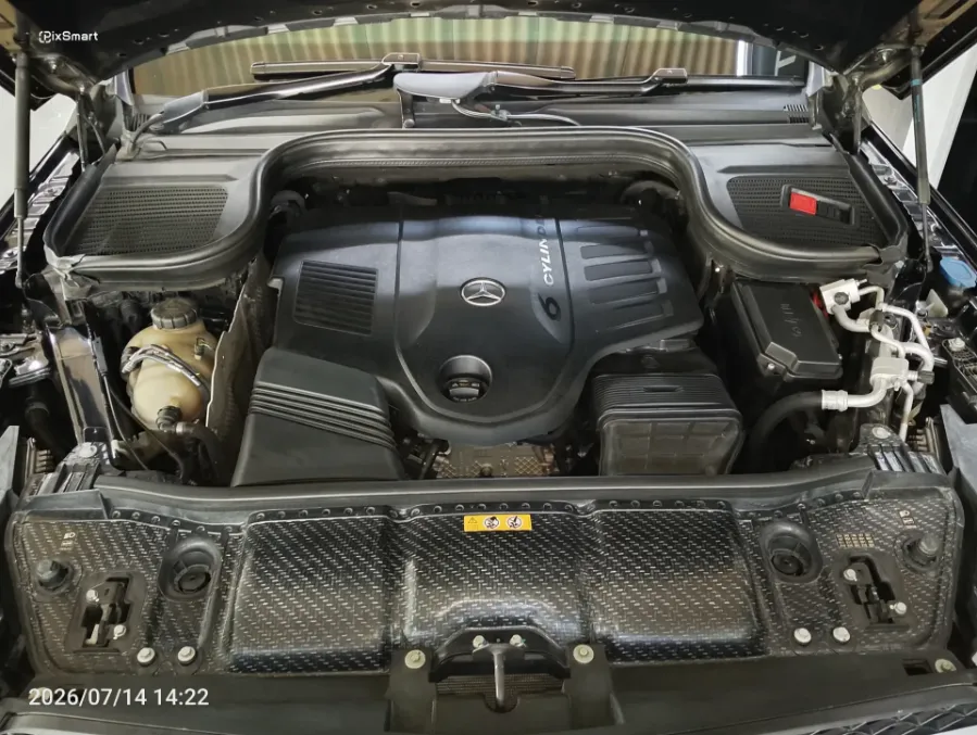 Foto Mobil Bekas Mesin Mercedes-Benz GLS450 3.0 4MATIC AMG Line tahun 2021