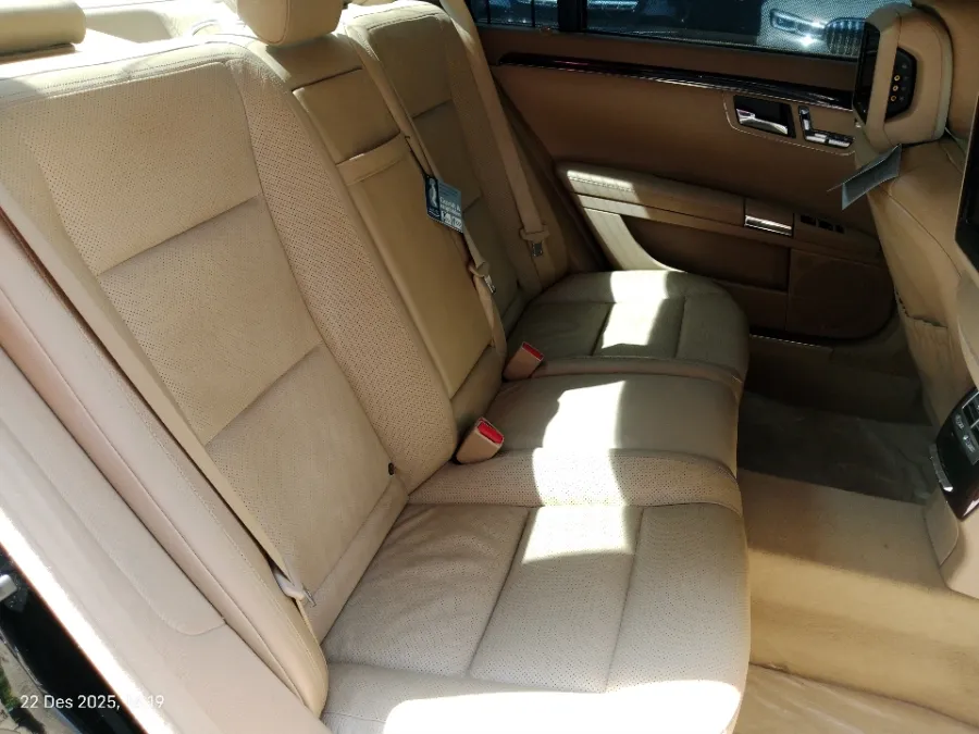 Foto Mobil Bekas Kabin Belakang Mercedes-Benz S350L 3.5 CGI tahun 2011