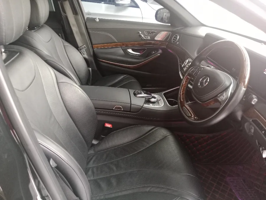 Foto Mobil Bekas Kabin Depan Mercedes-Benz S400 3.0 tahun 2016