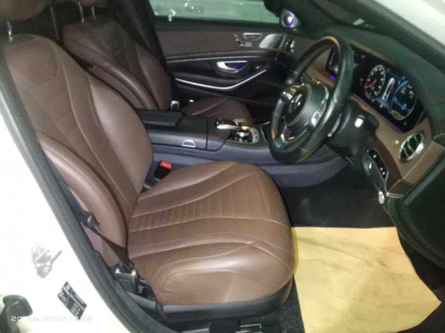 Foto Mobil Bekas Kabin Depan Mercedes-Benz S450L 3.0 V222 tahun 2019