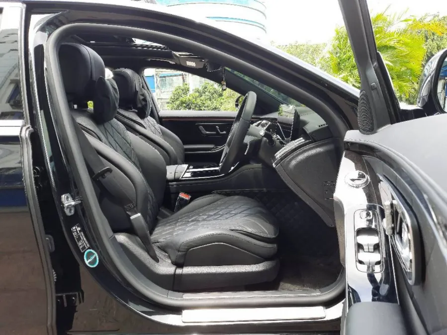 Foto Mobil Bekas Kabin Depan Mercedes-Benz S450L 3.0 V223 tahun 2022