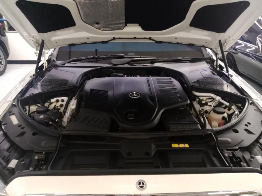 Foto Mobil Bekas Mesin Mercedes-Benz S450L 3.0 V223 tahun 2022