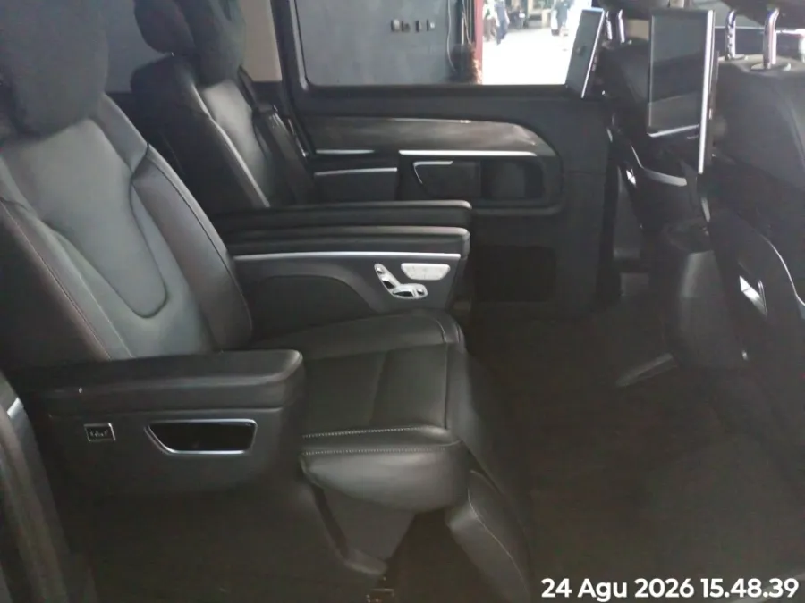 Foto Mobil Bekas Kabin Belakang Mercedes-Benz V250 2.0 Avantgarde tahun 2023