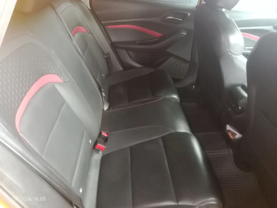 Foto Mobil Bekas Kabin Belakang MG 5GT 1.5 tahun 2023