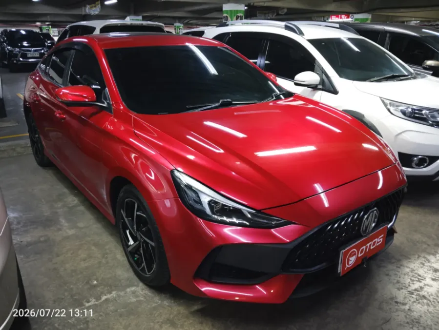 Foto Mobil Bekas Kanan Depan MG 5GT 1.5 tahun 2023