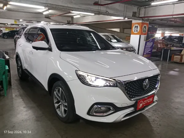 2021 MG HS 1.5