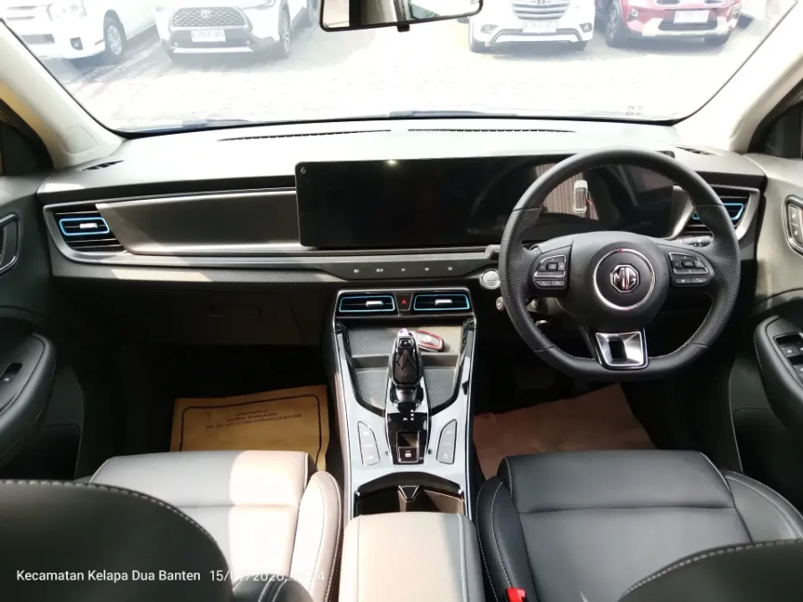 Foto Mobil Bekas Dashboard MG VS 1.5 HEV Magnify tahun 2025
