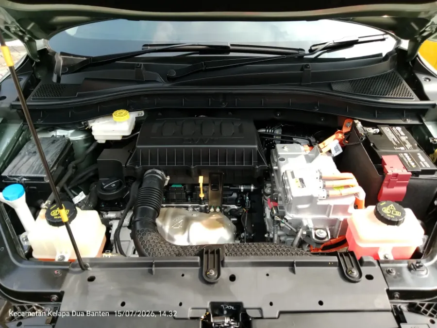 Foto Mobil Bekas Mesin MG VS 1.5 HEV Magnify tahun 2025