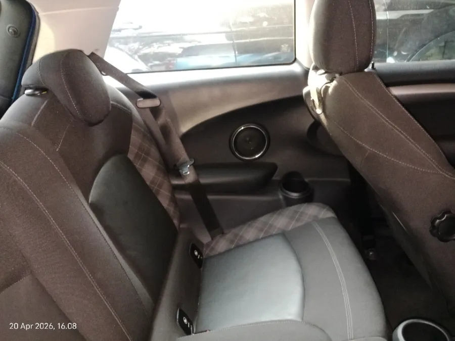 Foto Mobil Bekas Kabin Belakang MINI Cooper 1.5 tahun 2016