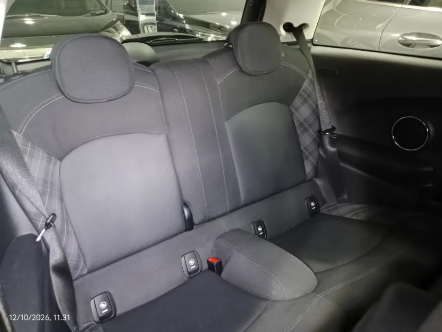 Foto Mobil Bekas Kabin Belakang MINI Cooper 1.5 tahun 2018