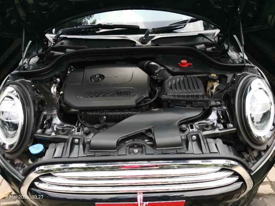 Foto Mobil Bekas Mesin MINI Cooper 1.5 tahun 2018