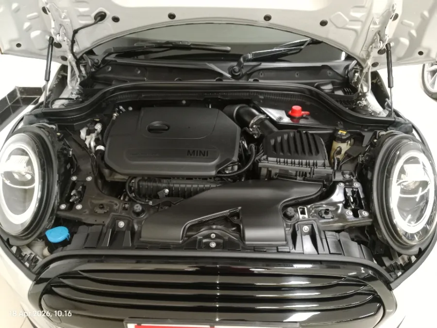 Foto Mobil Bekas Mesin MINI Cooper 1.5 tahun 2020