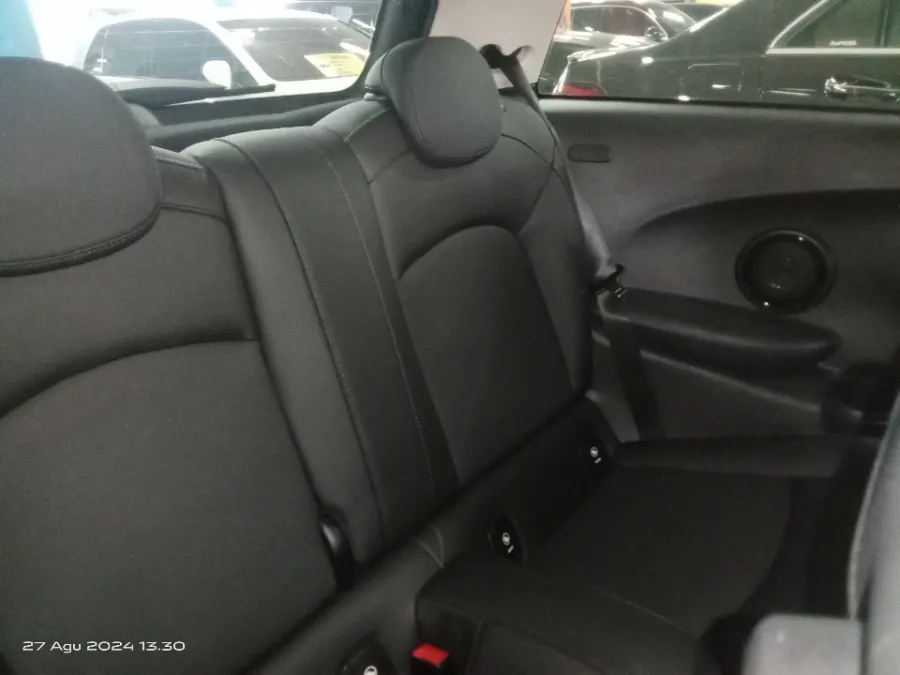 Foto Mobil Bekas Kabin Belakang MINI Cooper 1.5 tahun 2021