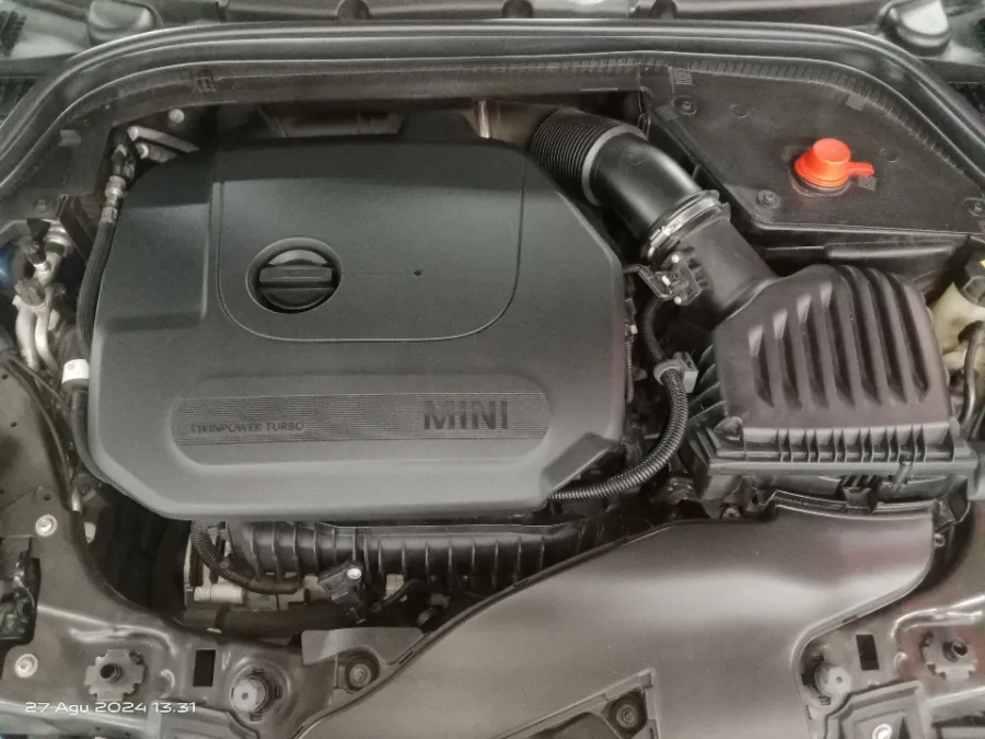 Foto Mobil Bekas Mesin MINI Cooper 1.5 tahun 2021