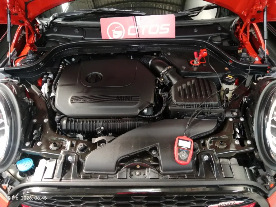 Foto Mobil Bekas Mesin MINI Cooper 2.0 John Cooper Works tahun 2019