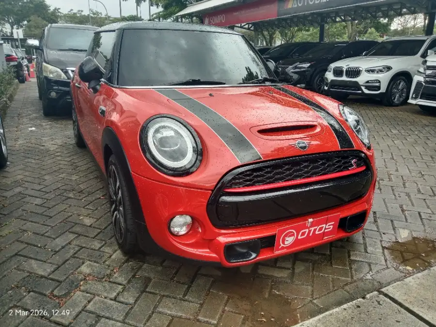 Foto Mobil Bekas Kanan Depan MINI Cooper 2.0 S tahun 2019