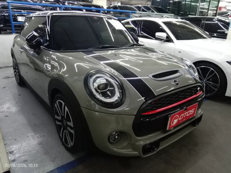 Foto Mobil Bekas Kanan Depan MINI Cooper 2.0 S tahun 2019