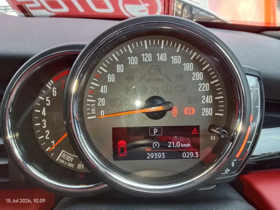 Foto Mobil Bekas Odometer MINI Cooper 2.0 S tahun 2019