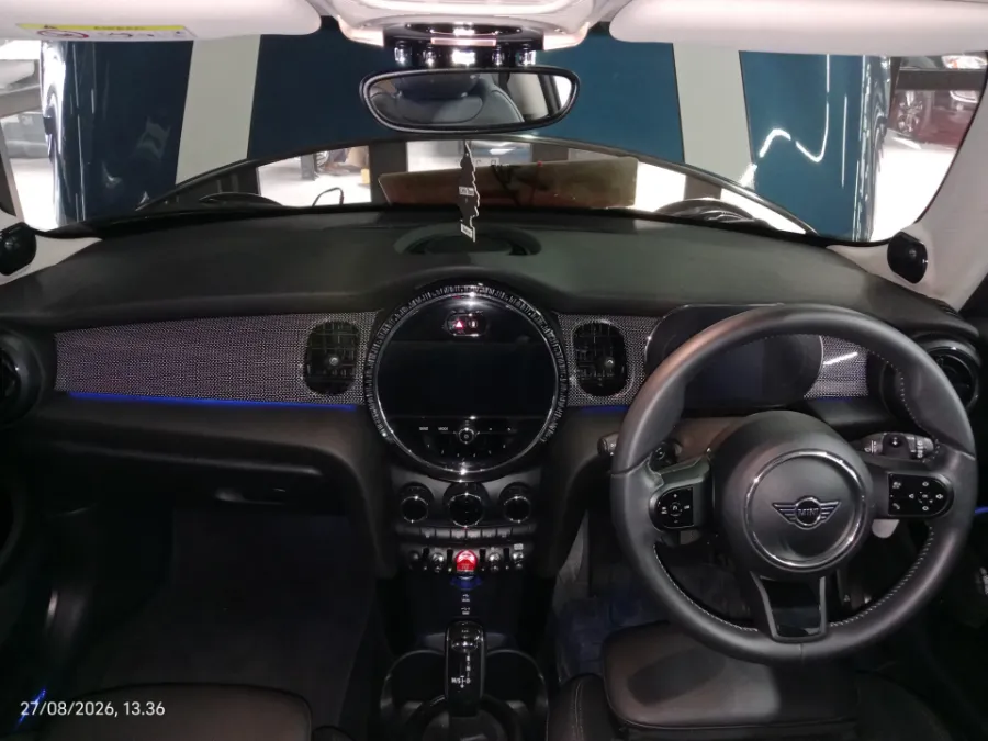 Foto Mobil Bekas Dashboard MINI Cooper 2.0 S tahun 2022