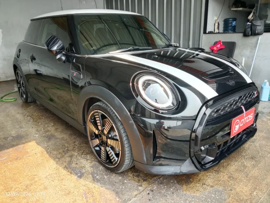 Foto Mobil Bekas Kanan Depan MINI Cooper 2.0 S tahun 2022