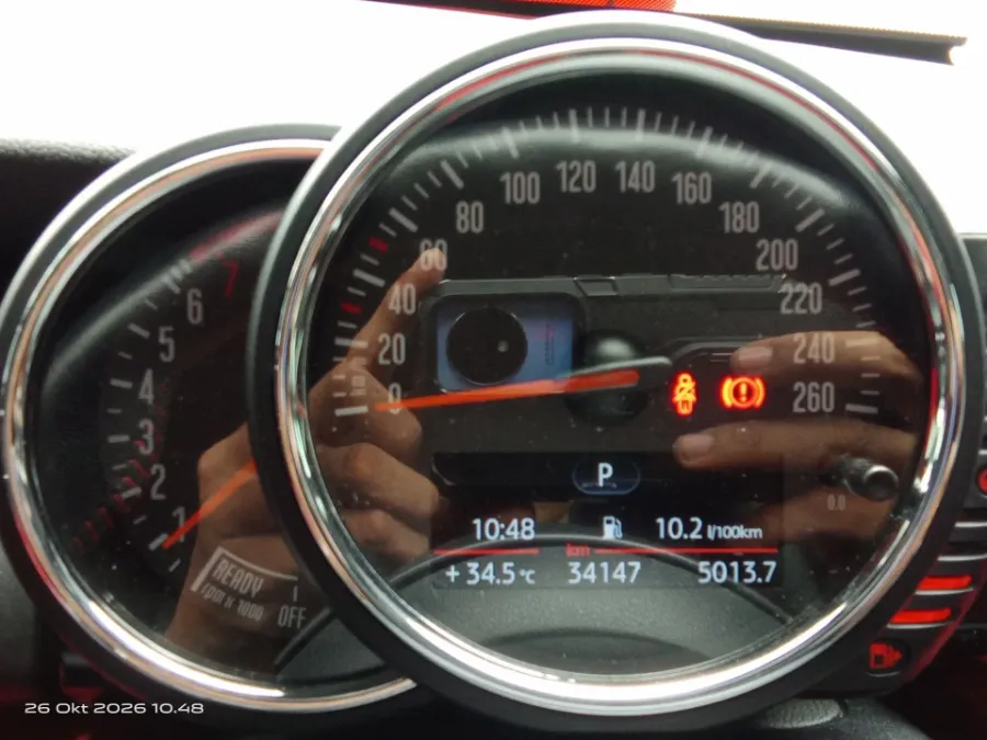 Foto Mobil Bekas Odometer MINI Cooper S 2.0 tahun 2017