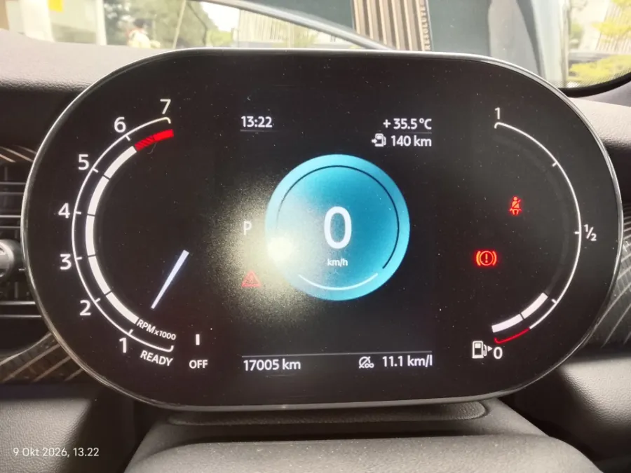 Foto Mobil Bekas Odometer MINI Cooper S 2.0 tahun 2022