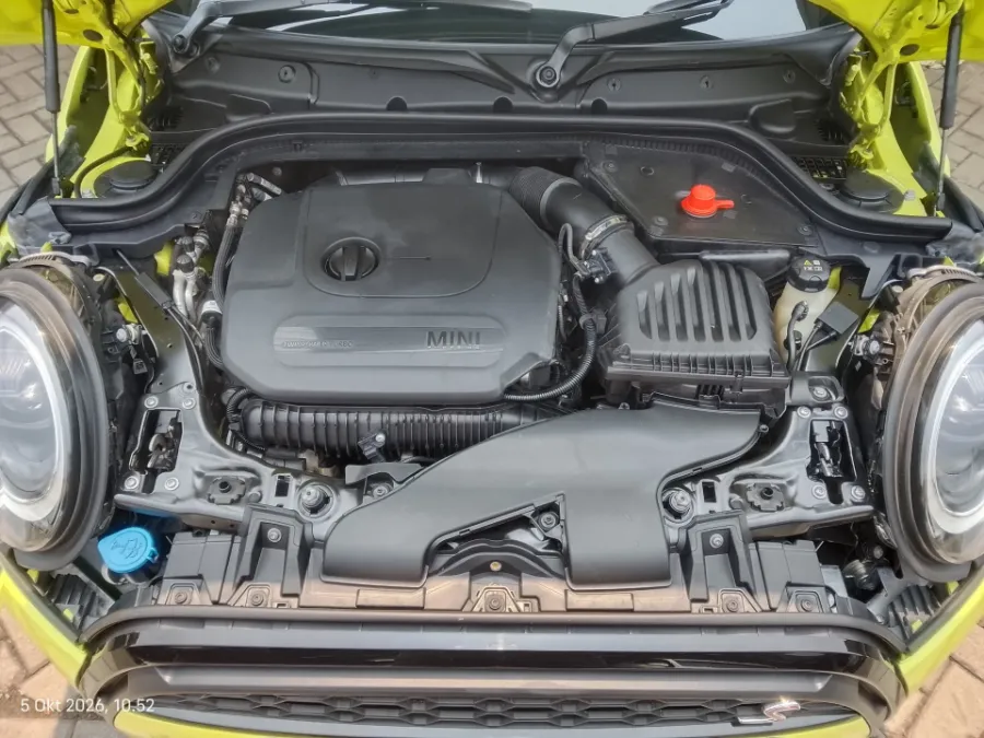 Foto Mobil Bekas Mesin MINI Cooper S 2.0 Convertible tahun 2023