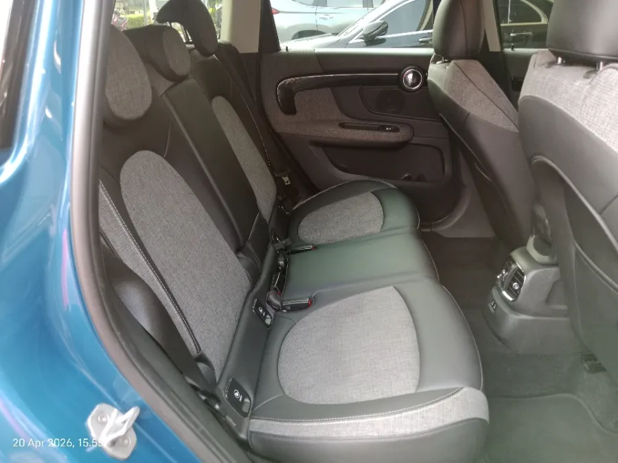 Foto Mobil Bekas Kabin Belakang MINI Countryman 1.5 Cooper tahun 2020