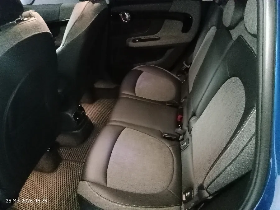 Foto Mobil Bekas Kabin Belakang MINI Countryman 1.5 Cooper tahun 2020