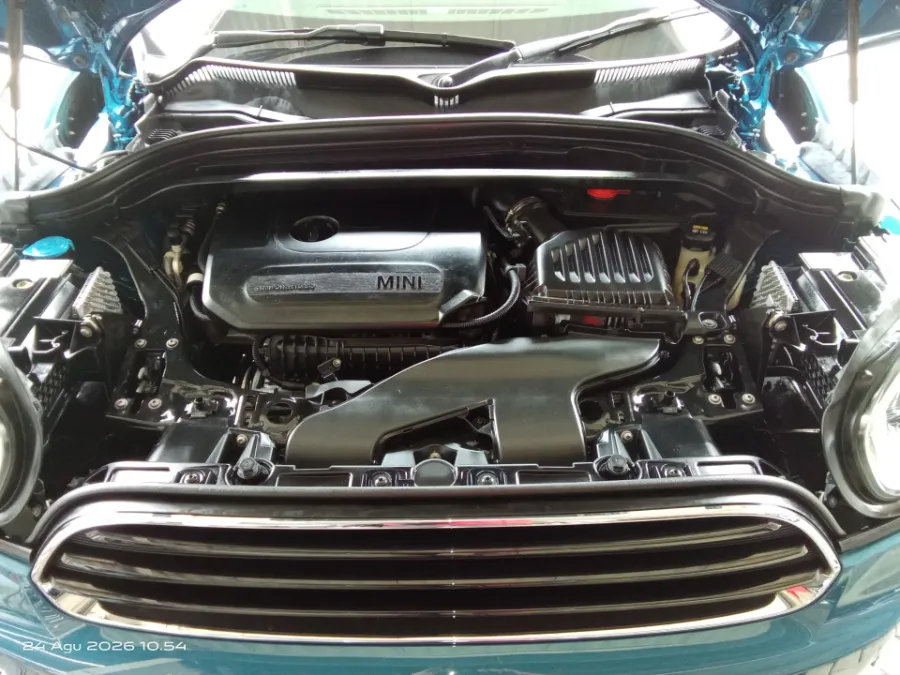 Foto Mobil Bekas Mesin MINI Countryman 1.5 Cooper tahun 2021