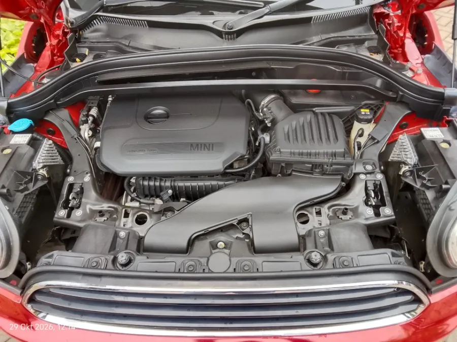 Foto Mobil Bekas Mesin MINI Countryman 1.5 Cooper tahun 2021