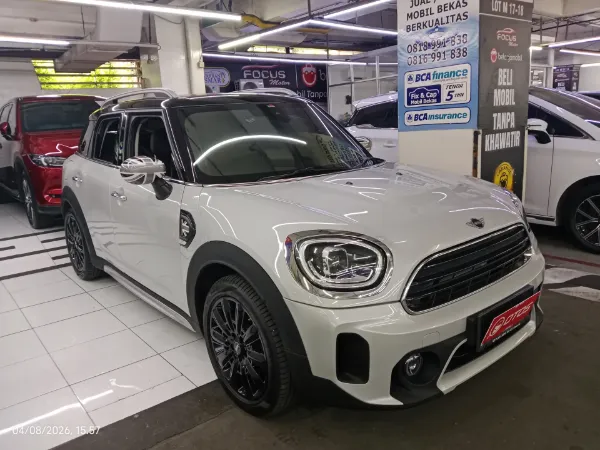 2022 MINI Countryman 1.5 Cooper - Foto 1 dari 6