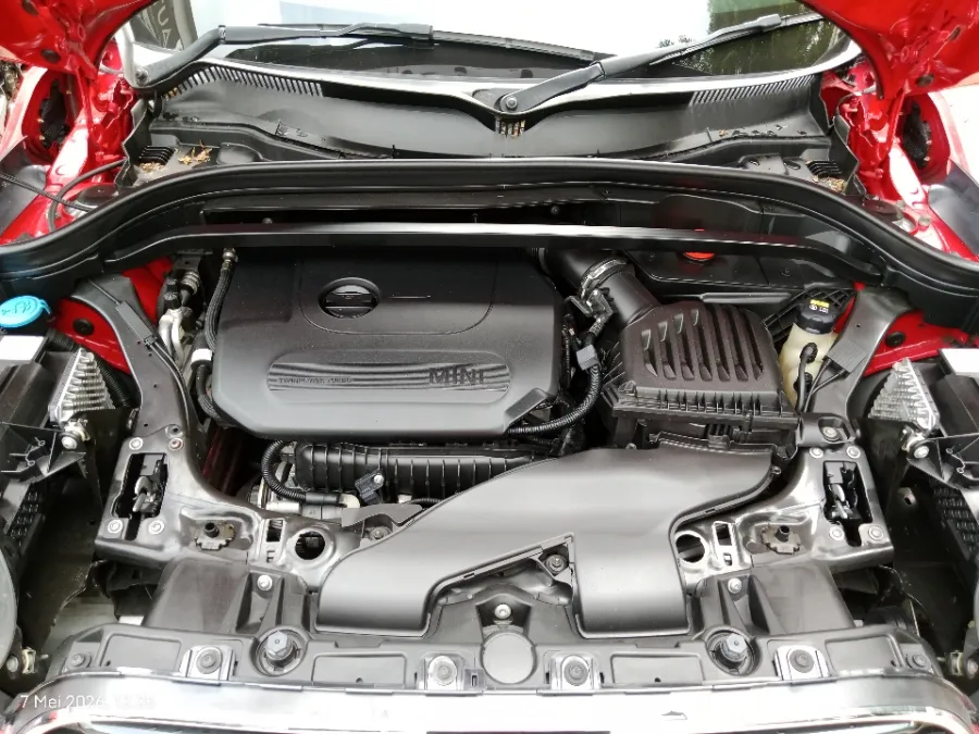 Foto Mobil Bekas Mesin MINI Countryman 1.5 Cooper tahun 2022