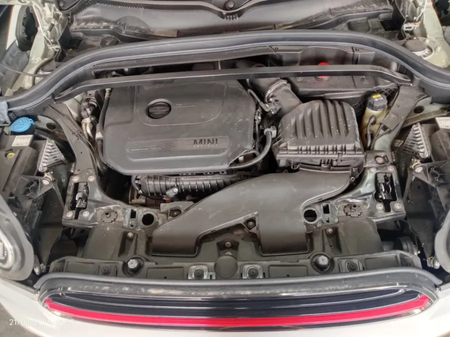 Foto Mobil Bekas Mesin MINI Countryman 1.5 Cooper tahun 2022